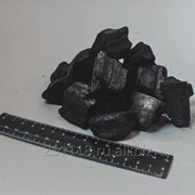 Традиционный древесный уголь фото