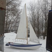 Лодка “Фофан“ с парусным вооружением фото