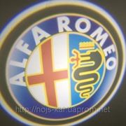 Проекция логотипа Alfa Romeo фотография