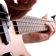 Уроки игры на бас-гитаре фото