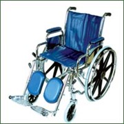 Коляска инвалидная, Модель со съемными подлокотниками и регулируемым наклоном съемных подножек с упорами для голени. (AMWC18FA-EL) фото