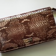 Кожаный кошелек на молнии Valenta фото