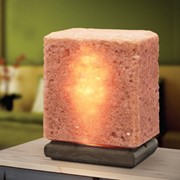 Солевая (соляная) лампа Соляной дом из Крымской розовой соли на деревянной подставке (4 кг) фото