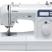 Электронная швейная машина NV 10 Brother фотография