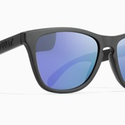 Очки солнцезащитные спортивные Oakley Frogskins Infinite Hero