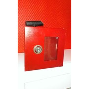 Шкаф для хранения ключей от путей эвакуации ( в комплекте молоток) фотография