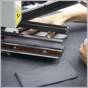 Использование современных технологий при пошиве мужских костюмов - Полуавтомат для изготовления высококачественных карманов Dürkopp 745-22