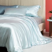 Шёлковый комплект постельного белья “Небесный голубой”, все размеры, 16 мм фотография