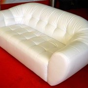 Аренда дивана белого, заказать в аренду мягкую мебель, Киев фото