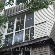Утепление балкона с выносом и французскими окнами фотография