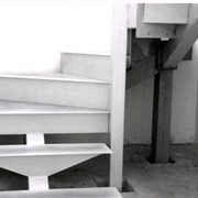 Металлические лестницы от производителя. фото