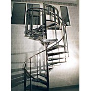 Винтовая лестница фото