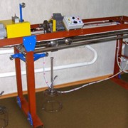 Полуавтоматический станок предназначен для изготовления искусственной хвои типа из полимерной лески.