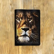 Обложка на паспорт “Крупный лев“ фото