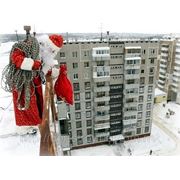 Дед Мороз в окно фото