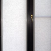 Рулонно-кассетные шторы полузатемняющие фото