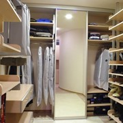 Шкафы для платьев и белья. Гардеробные комнаты! фото
