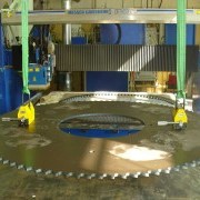 Режущие диски большого диаметра (до 3.2 м) толщиной до 16 мм. фотография