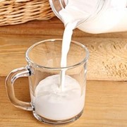 Молоко охлажденное коровье фото