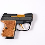 Травматический пистолет Safari MINI кал. 9 мм. орех-золото (6 патронов) фото