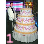 В подарок огромный торт с сюрпризом внутри. Большой Юбилейный и Свадебный ТОРТ с сюрпризом внутри! Мальчишник, Девичник! фото