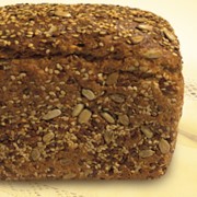 Хлеб ржаной зерновой фото
