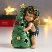 Сувенир полистоун световой 'Ангел-малыш с рождественским венком, с ёлочкой' 11,2х6,5х5,3 см 625709 фото