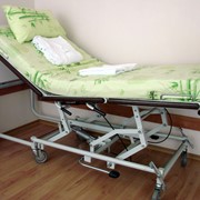 Медицинская кровать с пневматическим приводом