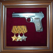 Картина пистолет и награды №23 фото