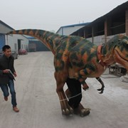 Роботизированный костюм динозавра Тирекс фотография