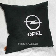 Подушка черная Opel выш белая фотография