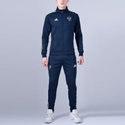 Спортивный костюм Adidas фотография