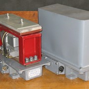 Электромагнитный вибратор ЭМВ-200 для работы в комплекте с соответствующим вибролотком, обеспечивающим транспортировку и дозирование сыпучих и кусковых материалов