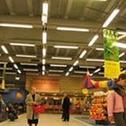 Системы освещения торговых залов фотография