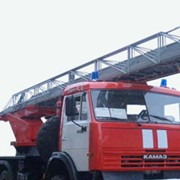 Автолестница пожарная АЛ-30 на шасси КамАЗ-43114 фото