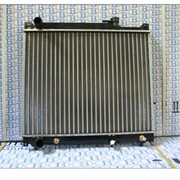 Радиатор охлаждения двигателя Suzuki Grand Vitara