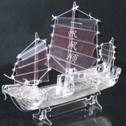 Лазерная вырезка оргстекло и пластики фото