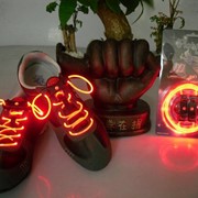 Светящиеся шнурки - красные / LED шнурки