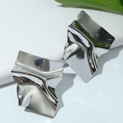 Серьги металл 'Атмосфера' ромб, цвет серебро фотография