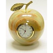 Яблоко - часы из оникса фото