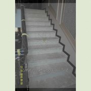 Мраморная лестница. Материал: Крема Нова (Турция)