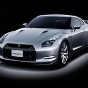Автомобиль Nissan GT-R фото