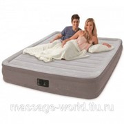 Надувная двуспальная кровать Queen Comfort-Plush Mid Rise Airbed со встроенным насосом intex 67770 фото