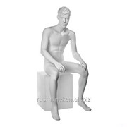 Манекен мужской скульптурный, сидячий, цвет белый матовый - Tom-07 фото