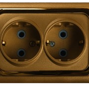 Розетка двухместная, скрытой проводки , с заземляющим контактом, Серии "Дельта", цвет металлик крем рамка золото