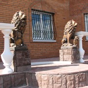 Садово-парковая скульптура “Лев“ фото