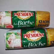 Французский сыр President la Bùche fondante фотография