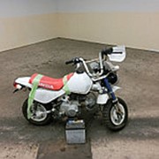 Мопед мокик Honda Monkey Baja Z50J год выпуска 1993 пробег 1 т.км белый фото