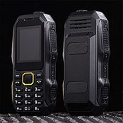 W2025 Защищенный телефон с двумя SIM-картами, 32 МБ 32 МБ Bluetooth-фонарик Большой динамик с длительным
