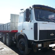 Грузоперевозки. Доставка груза. фото